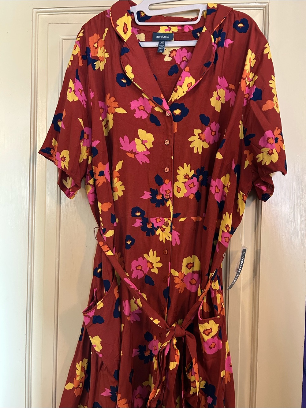 ModClo Short Sleeve Button-Front Floral Dress in Rust with Pink & Yellow Flowers